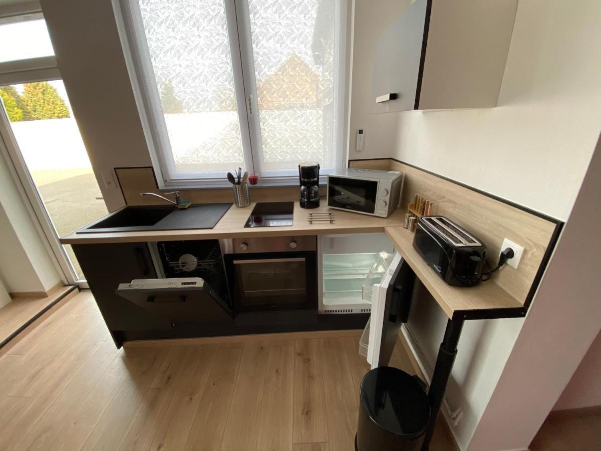 Logements Equipes A Onnaing Avec Espace Balneo En Option Proche Toyota, Autoroute Et Valenciennes Dış mekan fotoğraf