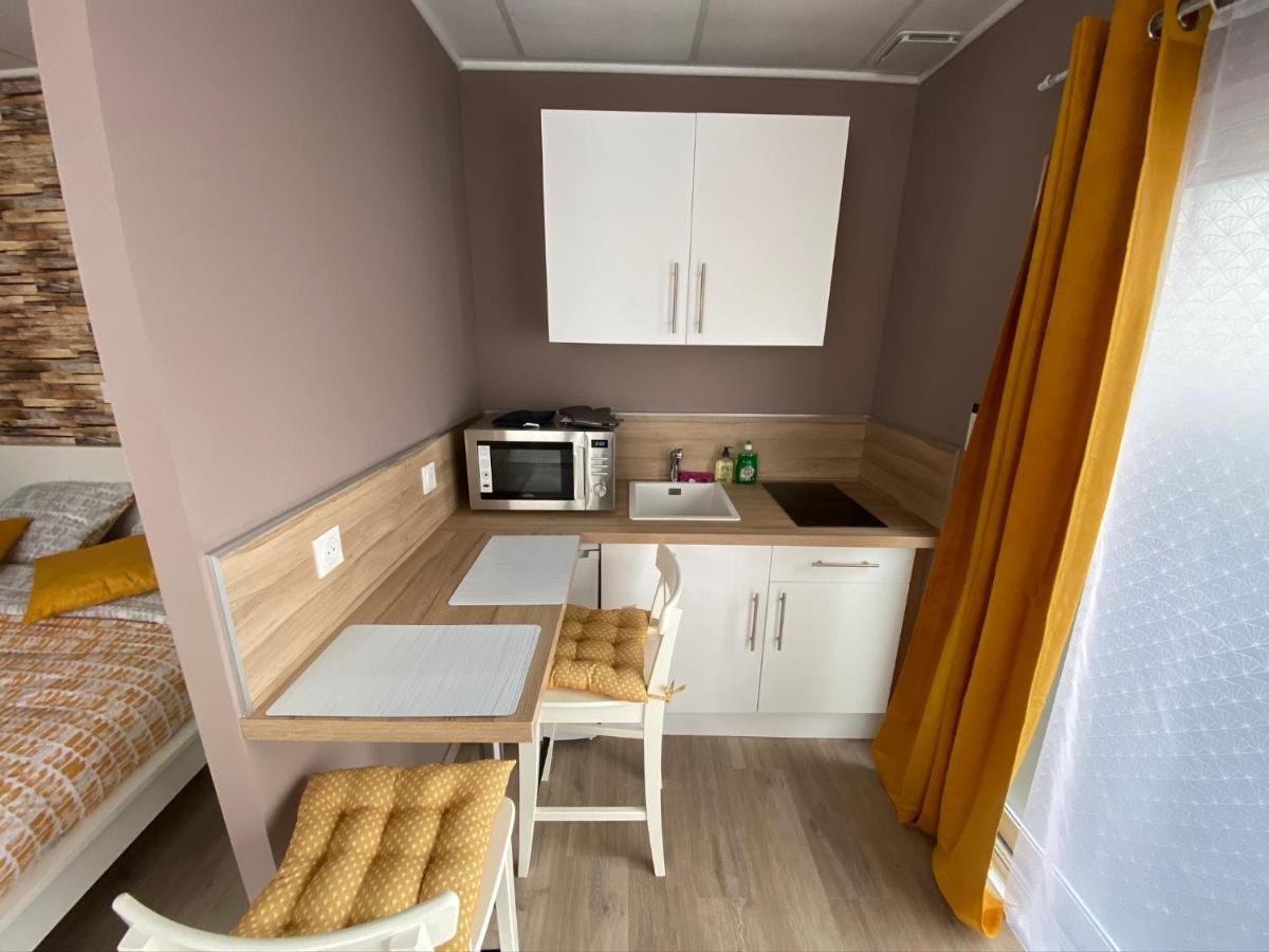 Logements Equipes A Onnaing Avec Espace Balneo En Option Proche Toyota, Autoroute Et Valenciennes Dış mekan fotoğraf