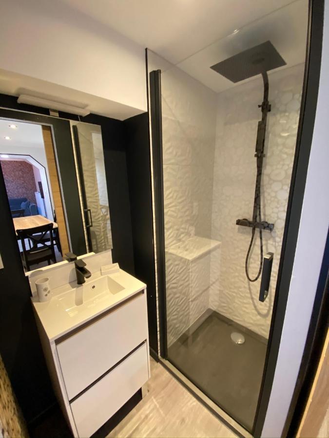 Logements Equipes A Onnaing Avec Espace Balneo En Option Proche Toyota, Autoroute Et Valenciennes Dış mekan fotoğraf