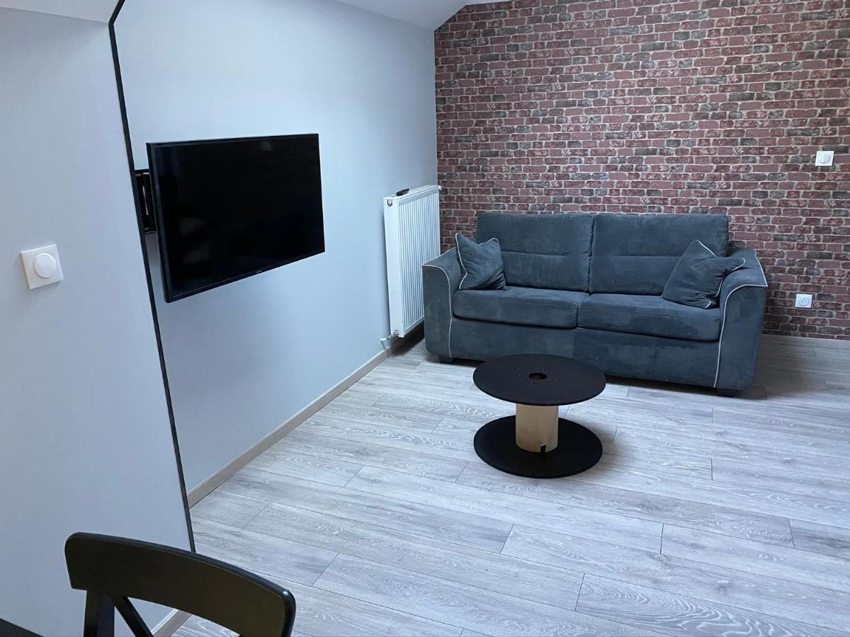 Logements Equipes A Onnaing Avec Espace Balneo En Option Proche Toyota, Autoroute Et Valenciennes Dış mekan fotoğraf